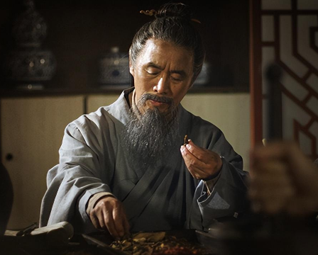 三国时期三大神医：华佗、张仲景与董奉的医学传奇