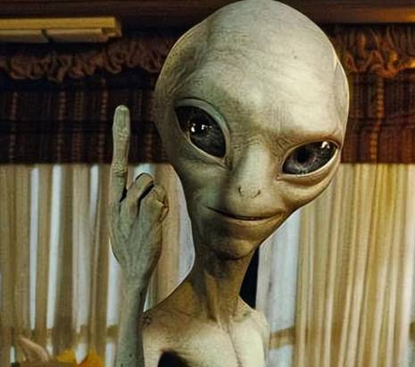 51区“18个外星人”传闻：真相与迷雾的交织