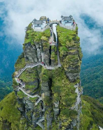 梵净山:中国佛教五大名山中的弥勒菩萨道场