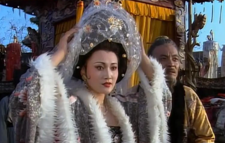 君王情迷儿媳：解码李隆基对杨玉环的致命吸引