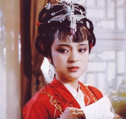 贾探春人物形象分析:末世中的“玫瑰”与“凤凰”