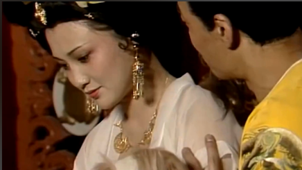 红颜非祸水:安史之乱中杨贵妃的悲剧命运解析