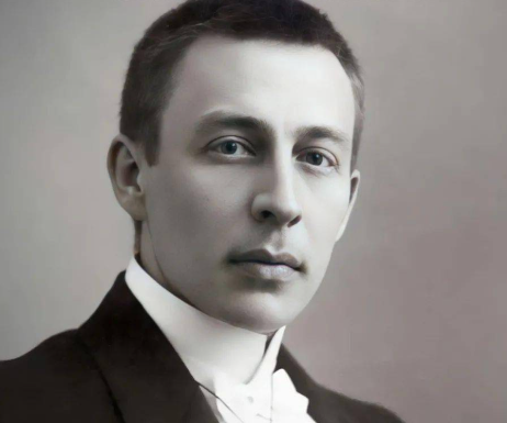 时代的悲歌:拉赫玛尼诺夫为何逃离俄国