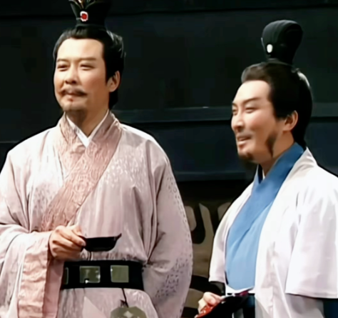 忠臣之魂:刘备死后诸葛亮为何不称帝的深层逻辑