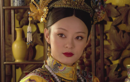 历史长河中的甄嬛:从平凡侍妾到尊荣皇太后