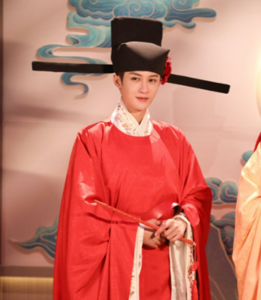 垂臂过膝的传奇皇后:柳敬言的母仪天下与无奈悲歌