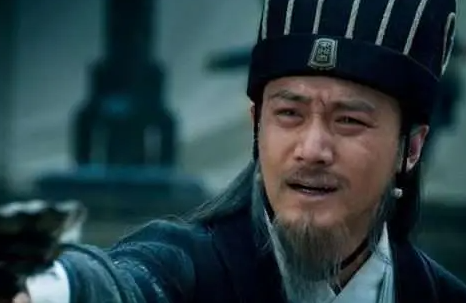 韩信破局与诸葛亮困局：出川成败背后的战略密码