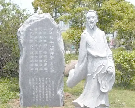 刘长卿:唐代诗坛的“五言长城”