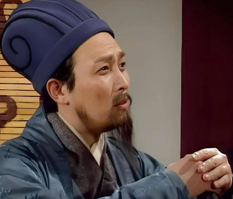 托孤双璧的裂痕：李严与诸葛亮关系演变考