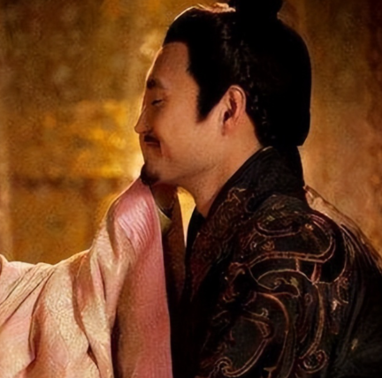 阴丽华与郭圣通:东汉两大外戚家族的命运沉浮