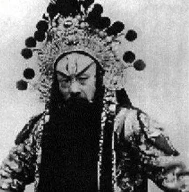 梨园魁首张二奎：从官场小吏到京剧“京派”奠基人