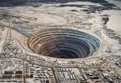 冷战阴影下的疯狂探索：解码苏联“地心计划”的真相